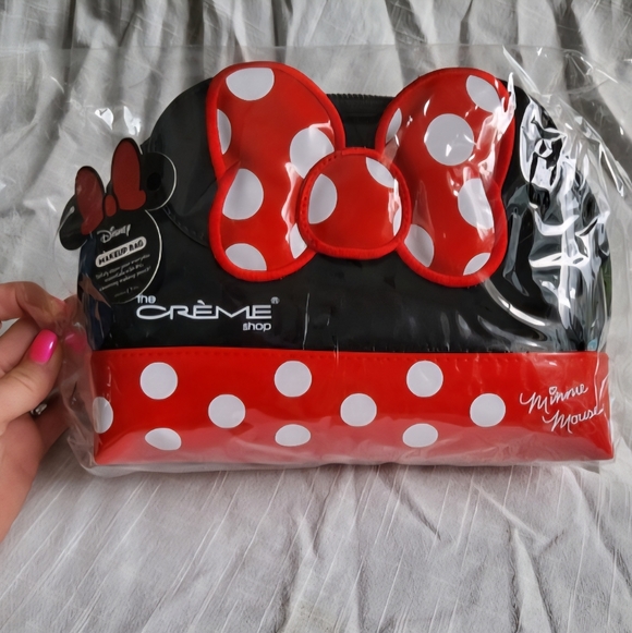Minnie Mouse The Creme Shop Cosmetic Bag - Picture 2 of 6